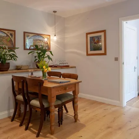 Beryl Country House Wells Room photo
